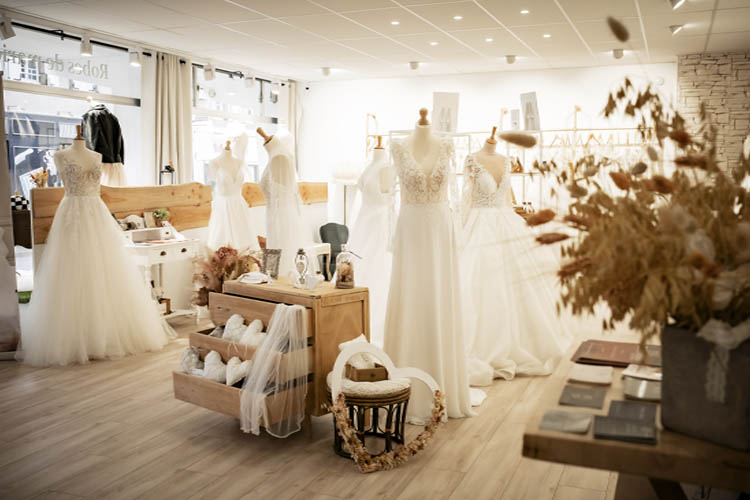 robe de mariees l elegante by justine landivisiau mariage brest