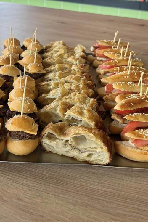 traiteur mariage brest plougonvelin A Table MINI BURGER