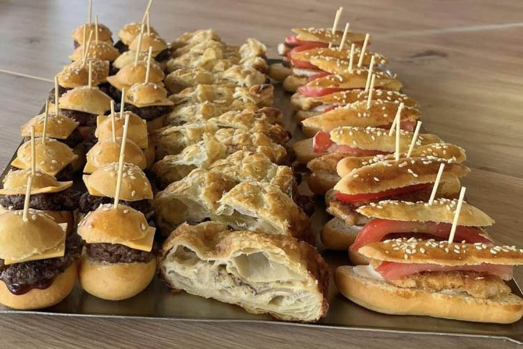 traiteur mariage brest plougonvelin A Table PETITS FOURS